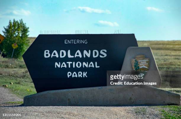 North America, USA, South Dakota, Badlands National Park, Park Entrance Sign.