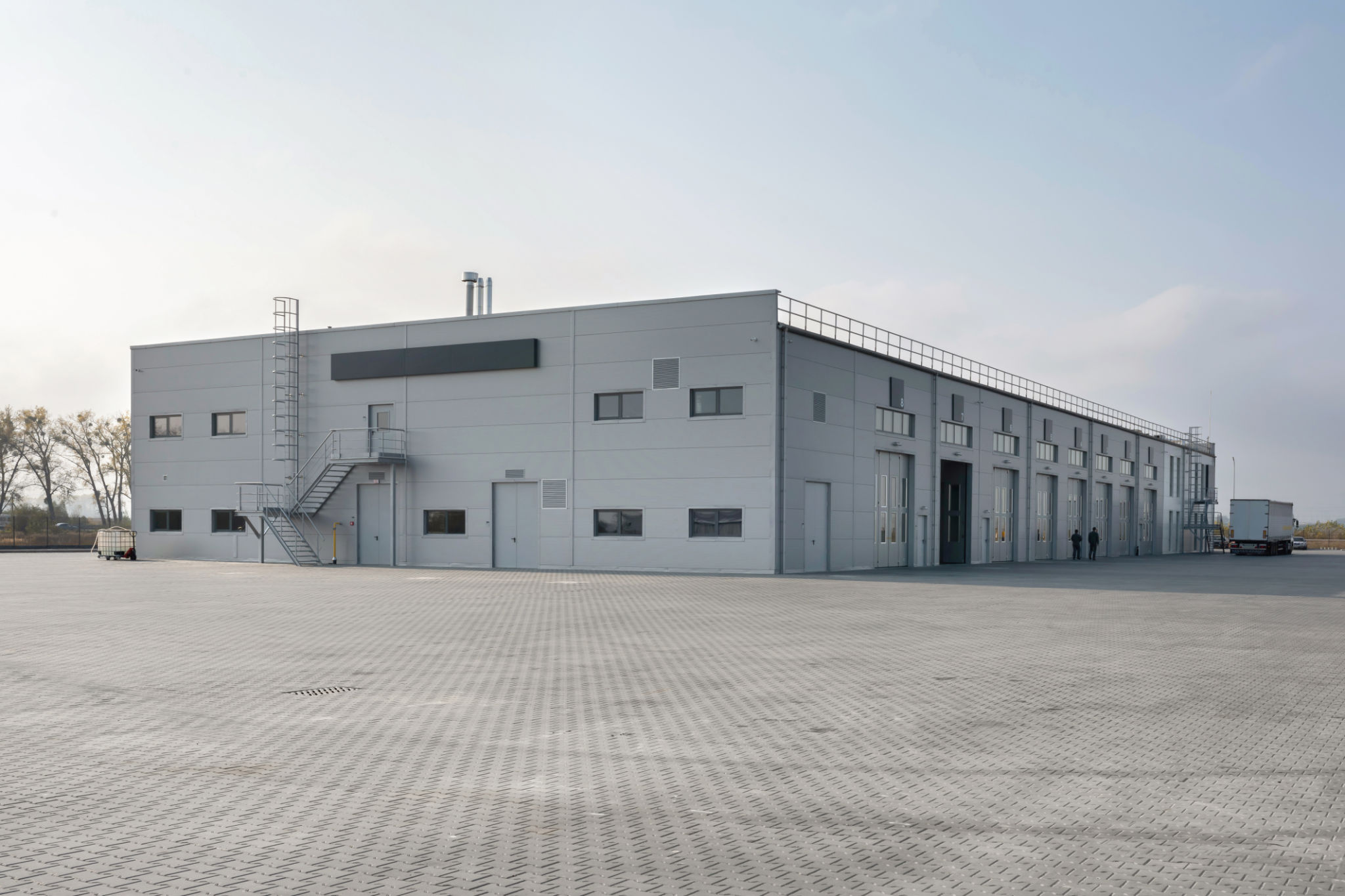 warehouse services