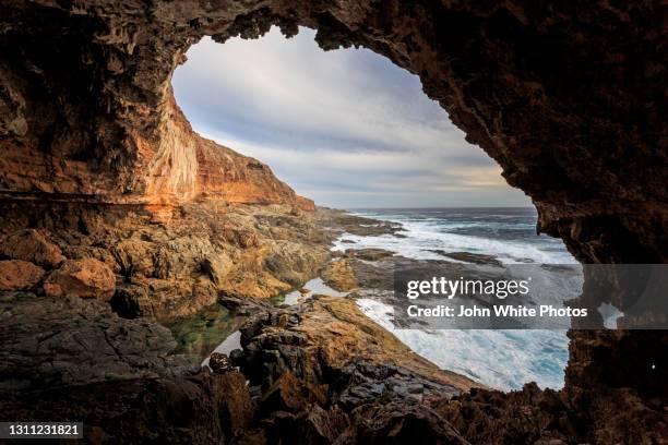 large cave at whalers way. port lincoln. eyre peninsula. south australia. - port lincoln stock pictures, royalty-free photos & images