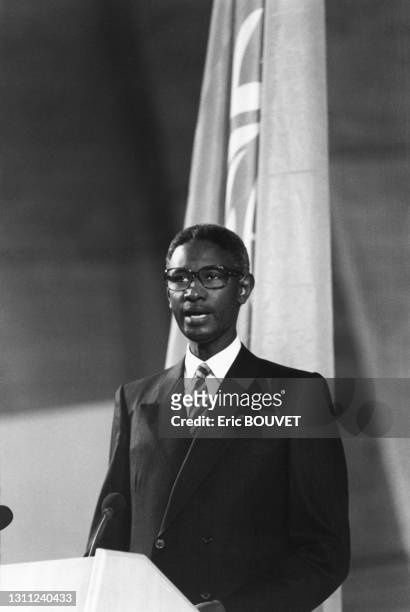 Le Président du Sénégal Abdou Diouf lors de la conférence de l'ONU sur l'Afrique du Sud et sur l'Apartheid le 16 Juin 1986 à Paris, France.