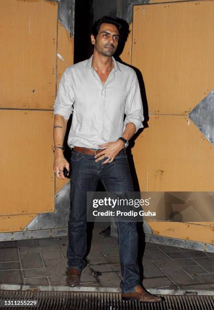 Arjun Rampal attends the Kolkata Knight Riders team bash hosted by Shahrukh Khan at Mannat on May 17, 2011 in Mumbai, India.