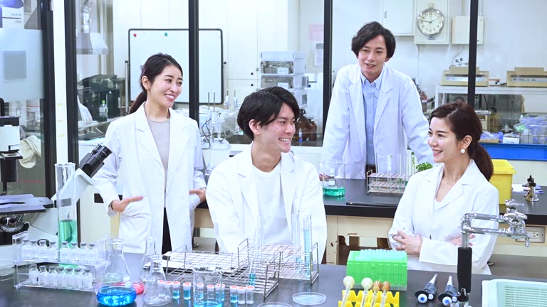 Research Team Roles Research Team Working Together Videos and HD Footage - Getty Images