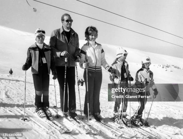 Spanish King Juan Carlos of Borbon at the Baqueira Beret ski resort along with his wife Queen Sofia and his sons Elena, Cristina and Felipe, Lerida...