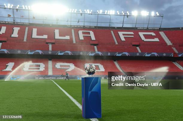 The Adidas Finale 21 20th Anniversary match ball is seen on a plinth prior to the UEFA Champions League Quarter Final match between FC Porto and...