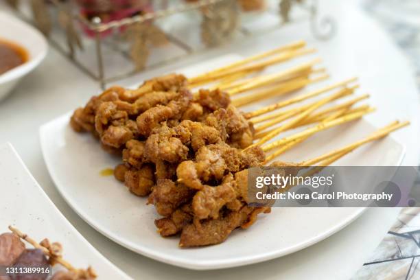 chicken sate / satay - chicken satay stock pictures, royalty-free photos & images