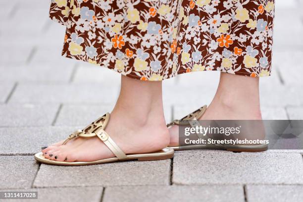 5,092 Tory Burch Shoe Photos and Premium High Res Pictures - Getty Images
