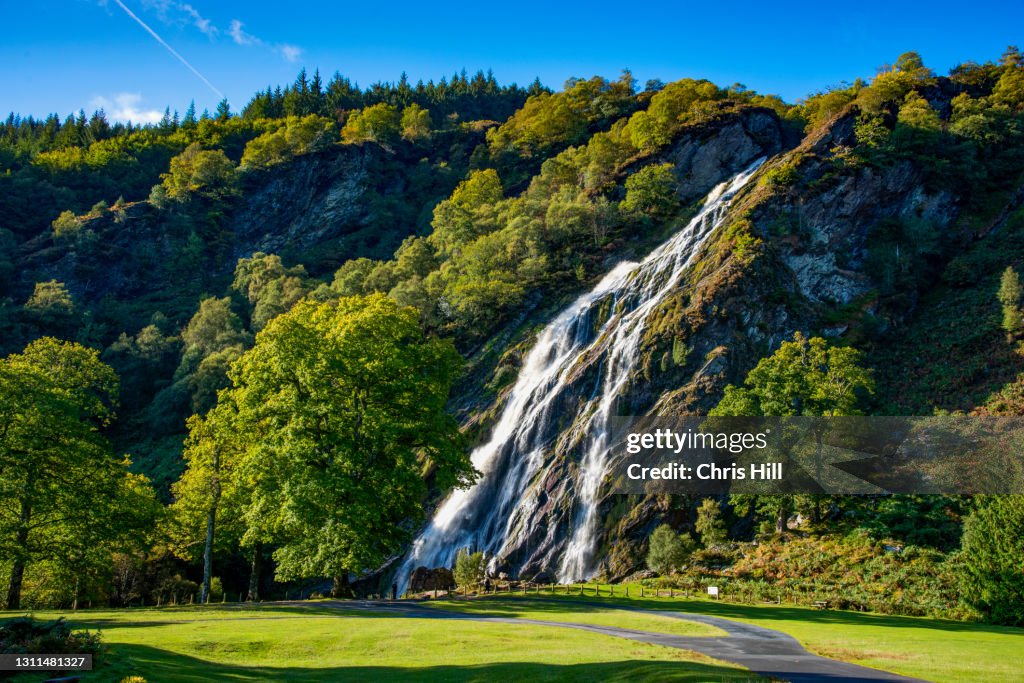 Wiklow Waterfall Powescourt Waterfall In Wicklow Mountains National Park Ireland High ...