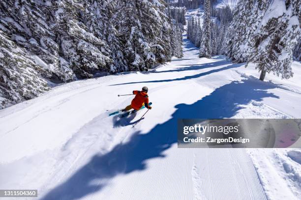 powder skiing - ski hill stock pictures, royalty-free photos & images