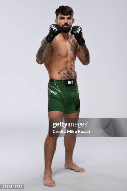 Mike Perry Prime 258 Mike Perry Pose Ufc Stock Photos, High-Res Pictures, and Images ...