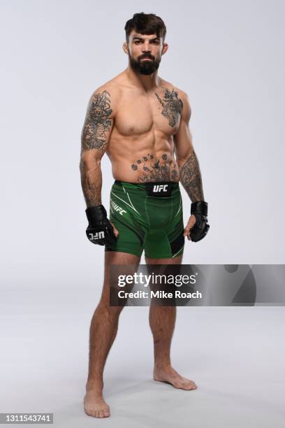 Mike Perry Prime 258 Mike Perry Pose Ufc Stock Photos, High-Res Pictures, and Images ...