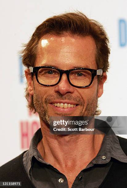Guy Pearce arrives at the Melbourne premiere of "I Don't Know How She Does It" on November 2, 2011 in Melbourne, Australia.