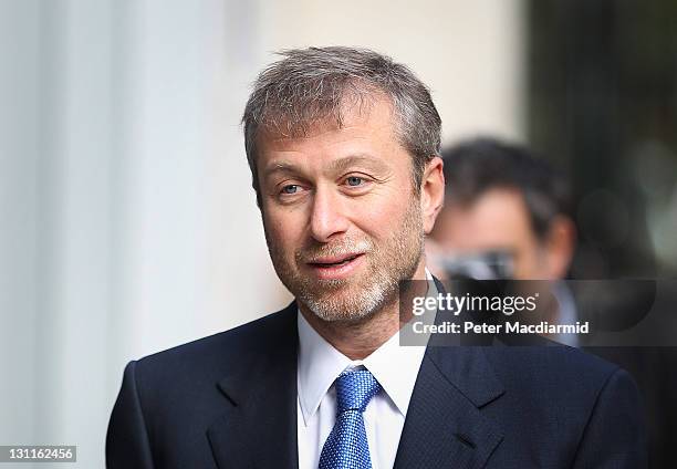 Businessman and Chelsea Football Club owner Roman Abramovich arrives at The High Court on November 2, 2011 in London, England. Russian businessman...