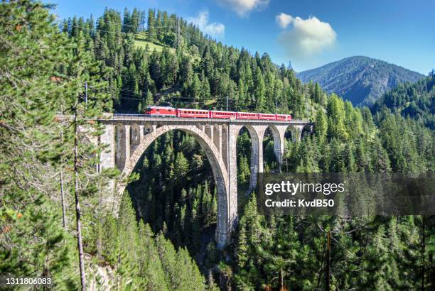 達沃斯 - 菲利蘇爾 - viaduct 個照片及圖片檔