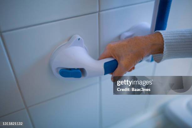 handle - disability aids for the elderly - bathroom senior stock pictures, royalty-free photos & images