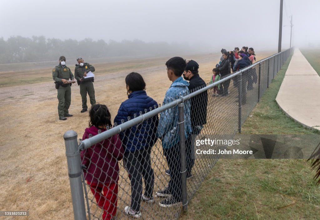 Migrants Cross Into Texas From Mexico