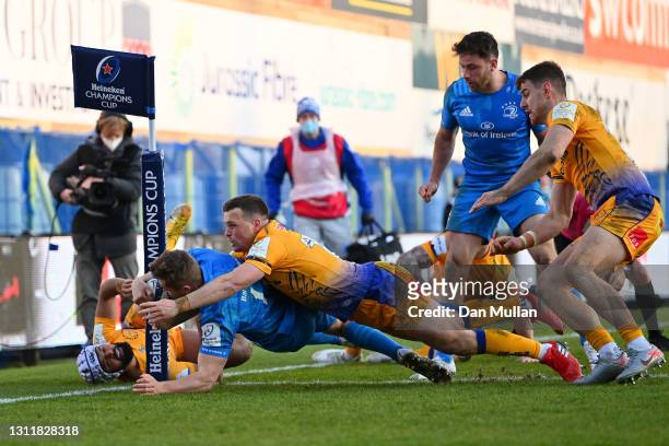 Jordan Larmour of Leinster scores their third try during the Heineken Champions Cup Quarter Final match between Exeter Chiefs and Leinster at Sandy...