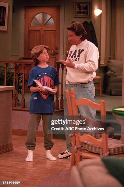 Her Cheatin Mind Photos and Premium High Res Pictures - Getty Images