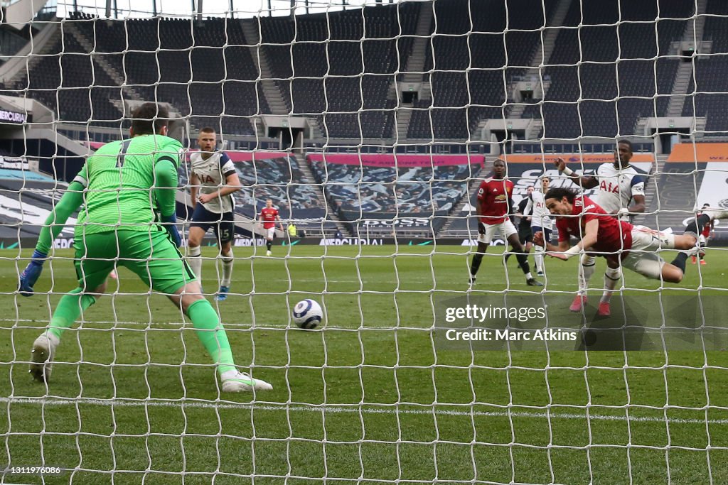 Tottenham Hotspur v Manchester United - Premier League