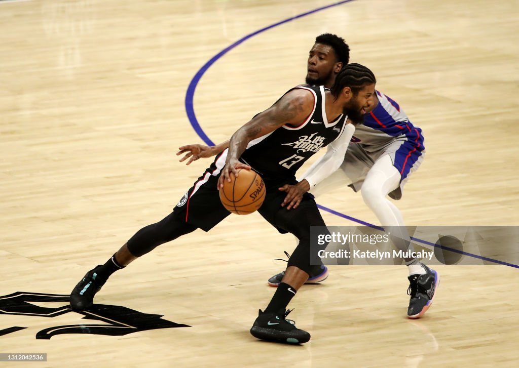 Detroit Pistons v Los Angeles Clippers