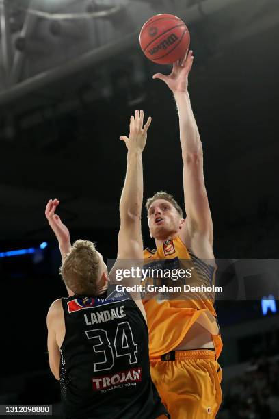 Matthew Hodgson of the Bullets shoots during the round 13 NBL match between Melbourne United and the Brisbane Bullets at John Cain Arena, on April 12...