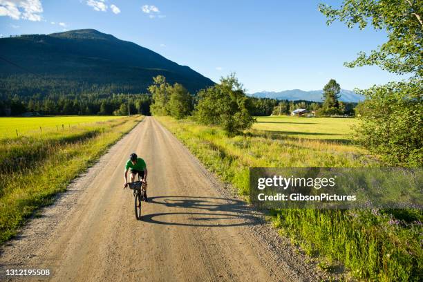 gravel road bike ride - white gravel stock pictures, royalty-free photos & images