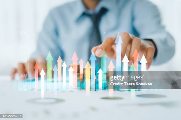 businessman analysing forex trading graph financial data. - strategia d'impresa foto e immagini stock