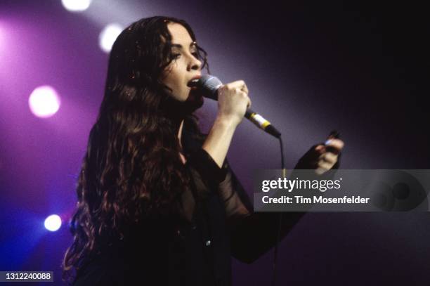 Alanis Morissette performs at the Warfield on November 15, 1995 in San Francisco, California.