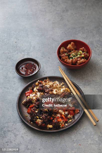 kung pao beef - kung pao stock pictures, royalty-free photos & images