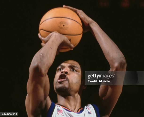 Latrell Sprewell, Small Forward and Shooting Guard for the New York Knicks attempts to make a free throw shot during the NBA Atlantic Division...