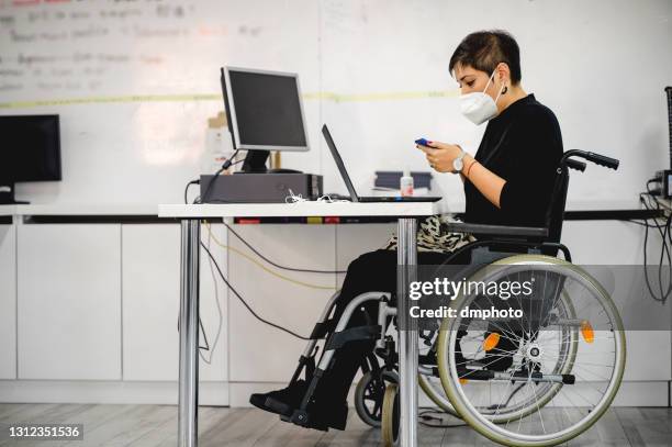 Face Mask Disability Disability Inclusion Workplace Mask Photos and Premium High Res ...