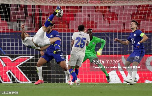 Mehdi Taremi of Porto scores their team's first goal during the UEFA Champions League Quarter Final Second Leg match between Chelsea FC and FC Porto...