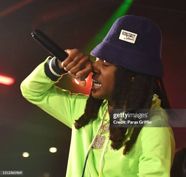 Young Spring Rapper Youngin Photos and Premium High Res Pictures - Getty Images