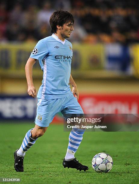 David Silva of Manchester City FC controls the ball during the UEFA Champions League group A match between Villarreal CF and Manchester City FC at...