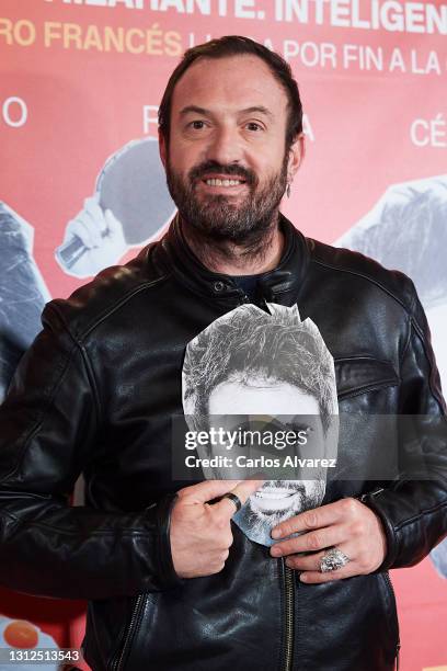 Actor Alex O'Dogherty attends 'La Cuenta' premiere at Gran Via Theater on April 14, 2021 in Madrid, Spain.