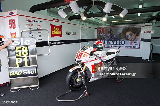 The bike of Marco Simoncelli of Italy and San Carlo Honda Gresini is parked in box during the MotoGP of Valencia at Ricardo Tormo Circuit on November...