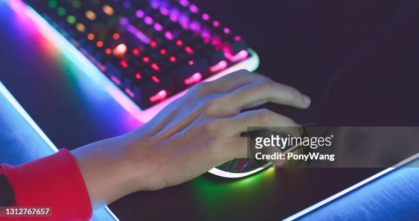esport rgb mouse and keyboard - gaming station stock pictures, royalty-free photos & images