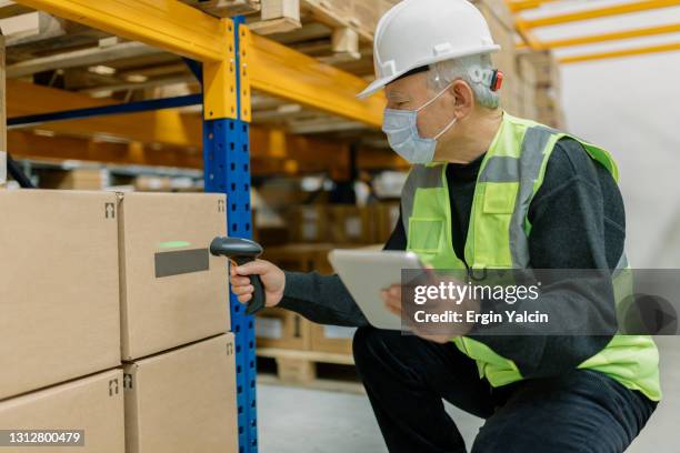 Scanning Qr Code On Product Photos and Premium High Res Pictures ...