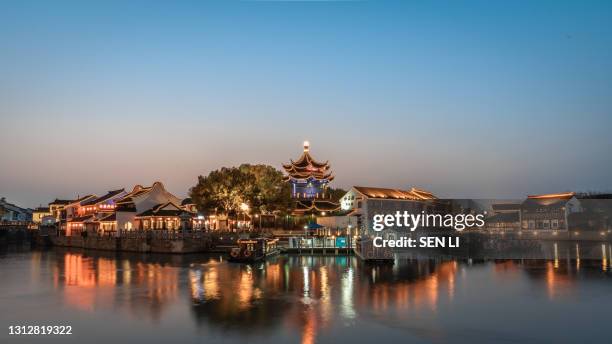 sunset and night landscape of shantang street in suzhou - suzhou - fotografias e filmes do acervo