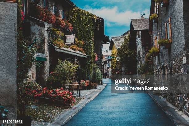 yvoire, beautiful medieval village - lake geneva - heritage hall stock pictures, royalty-free photos & images