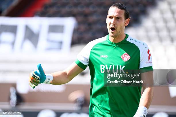 Fabian Giefer of FC Würzburger Kickers reacts during the Second Bundesliga match between FC St. Pauli and FC Würzburger Kickers at Millerntor Stadium...