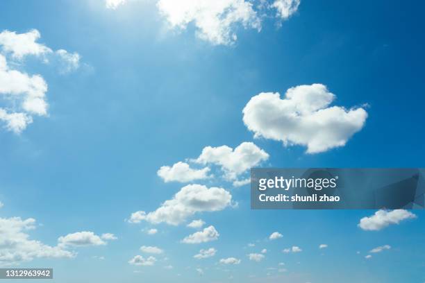 full frame shot of sky - clouds fotografías e imágenes de stock