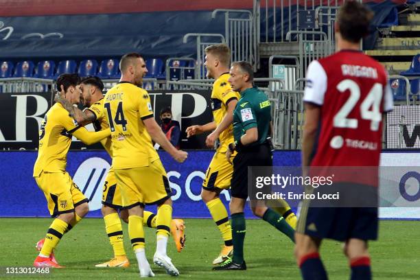 Dennis Man of Parma celebrates his goal 1-3 during the Serie A match between Cagliari Calcio and Parma Calcio at Sardegna Arena on April 17, 2021 in...