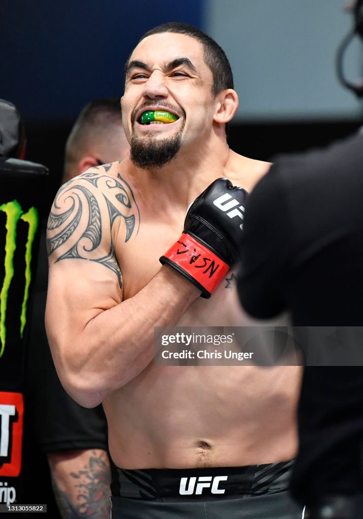 UFC Fight Night: Whittaker v Gastelum