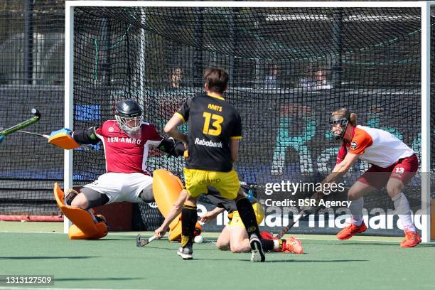 Wouter Jacobs of Almere, Jelle Galema of Den Bosch, Daniel Aarts of Den Bosch, Joep Troost of Almere during the Hoofdklasse match between Den Bosch...