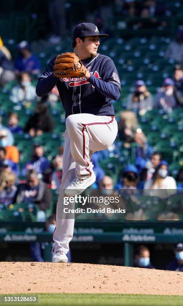 Luke Jackson of the Atlanta Braves pitches against the Chicago Cubs at Wrigley Field on April 17, 2021 in Chicago, Illinois.