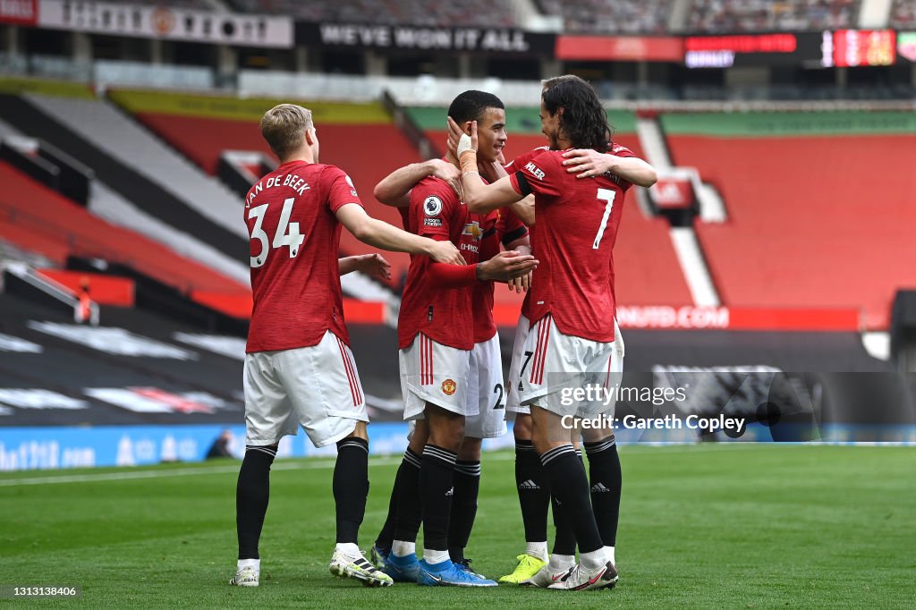 Manchester United v Burnley - Premier League