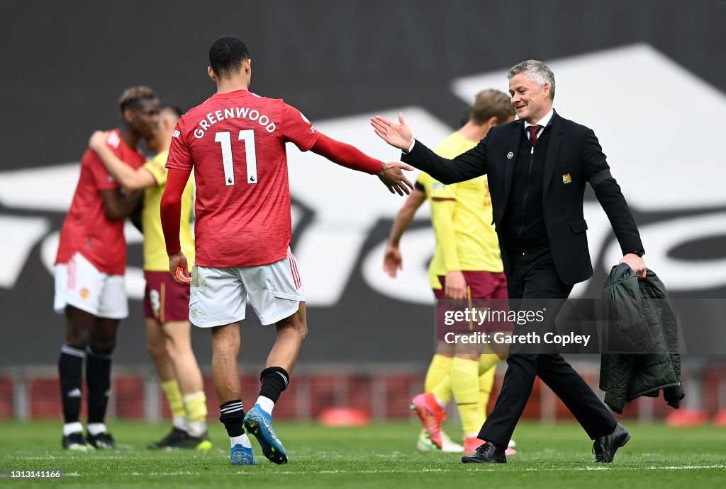 Manchester United v Burnley - Premier League