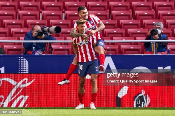 Marcos Llorente of Atletico de Madrid celebrates after scoring his team's fourth goal during the La Liga Santander match between Atletico de Madrid...