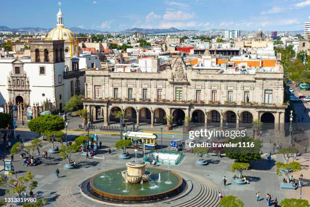view of the plaza guadalajara in downtown guadalajara, jalisco, mexico. - estado do méxico imagens e fotografias de stock
