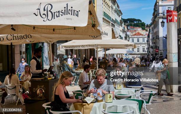 Cafe Rua 86 Cafe Brasileira Stock Photos, High-Res Pictures, and Images - Getty ...